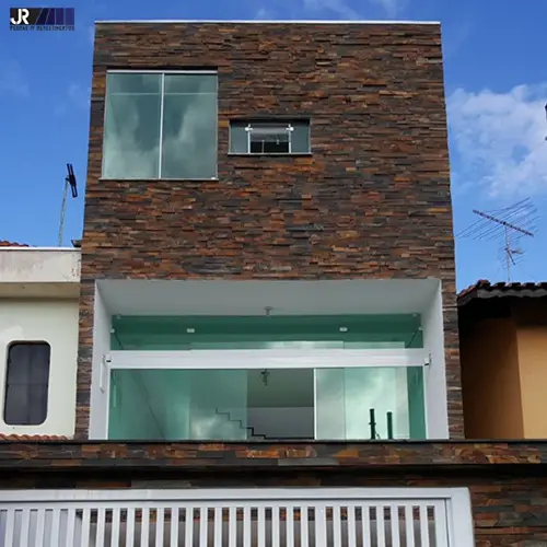Fachada de Muro com Pedra Ferro