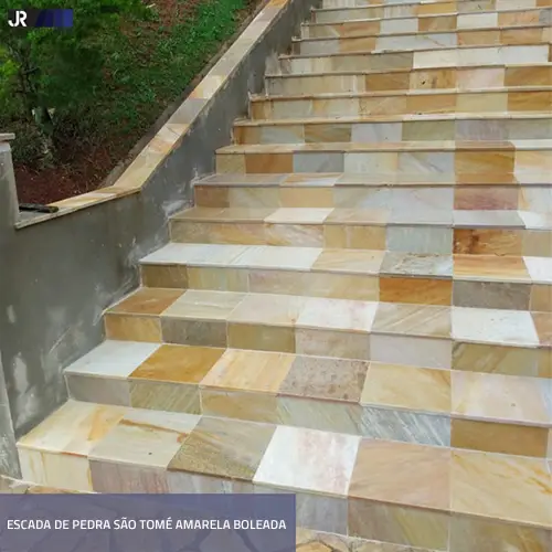 escada-pedra-sao-tome-amarela-lateral